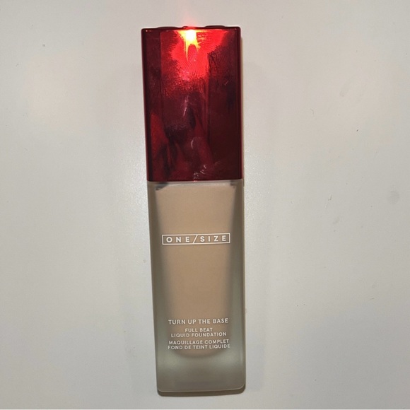 ONE/SIZE TURN UP THE BASE FULL BEAT Foundation - Picture 2 of 5